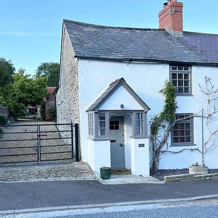 Cosy Two Bedrooom Cottage Set In A Dorset Village Sturminster Newton Dış mekan fotoğraf